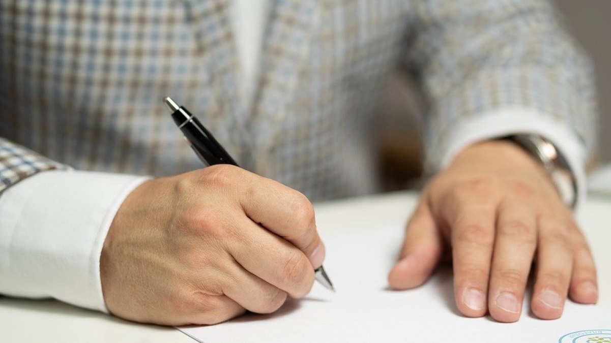 Zaświadczenie o zatrudnieniu. Szef odmówił wystawienia? To działanie na szkodę pracownika