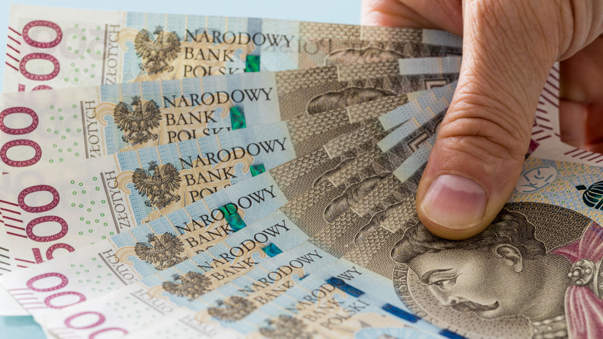 Rekord wszech czasów w wynagrodzeniach. Powodów do radości brak, to wredny efekt Polskiego Ładu