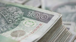 Koszty komunii w 2025 r. mocno w górę. Rodzice zaciskają pasa, firmy liczą straty